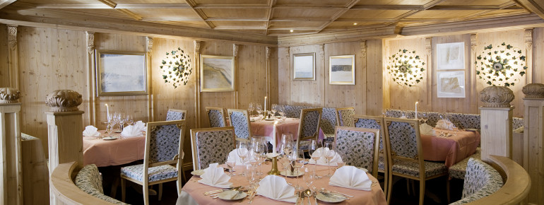 Hotel Restaurant
