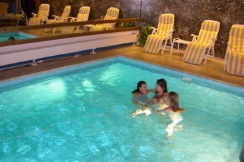 Hallenbad 11 x 4 m