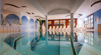 2 Indoorpool