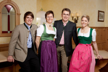 Die Gastgeber