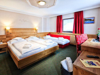 Dreibettzimmer