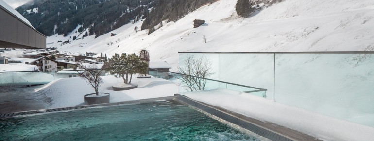 Roof-Top Whirlpool