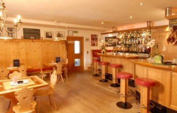 Hemingways Bar