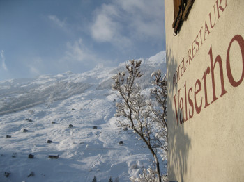 Valserhof im Winter
