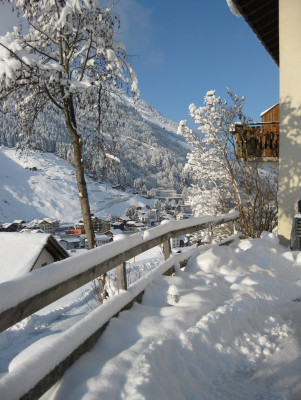 Direkt Vis-a-Vis vom Skigebiet Vals3000