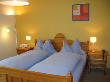Gemütliche Alpenzimmer ohne Schnickschnack