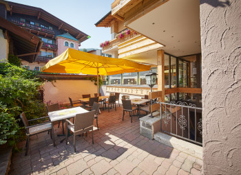 Terrasse im Sommer
