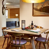 Bar &amp; Lobby