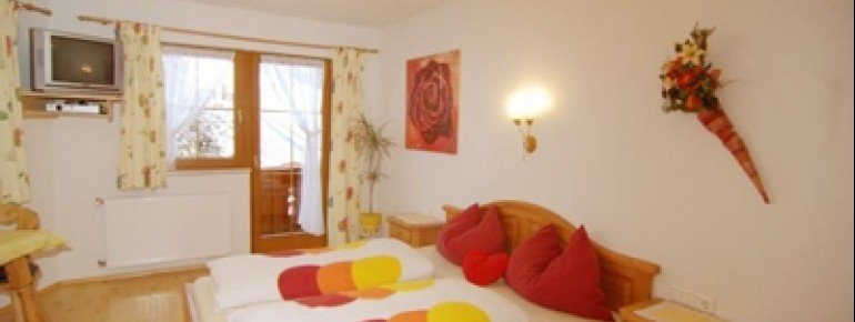 Schlafzimmer mit Balkon