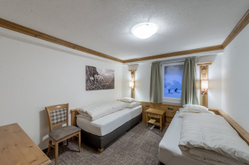 Schlafzimmer III