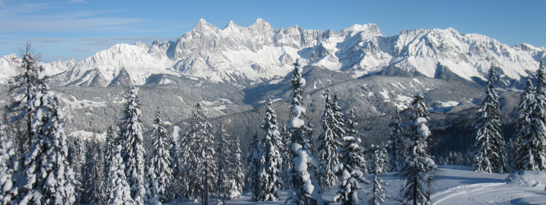 Blick auf das Dachsteinmassiv