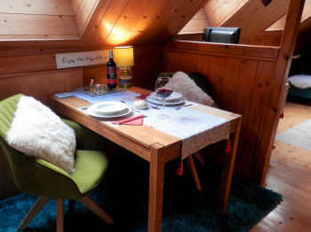 Cosy Dining