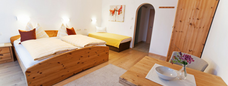 Familienzimmer mit Balkon