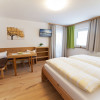 Familienzimmer mit 2 getrennten Räumen und Verbindungstüre, mit Balkon