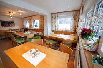 Frühstücksraum im B&B Landhaus Vierthaler