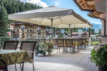 Panorama-Terrasse im Landhotel Maria Theresia