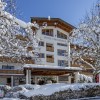 Ansicht Eingang Landhotel Tirolerhof