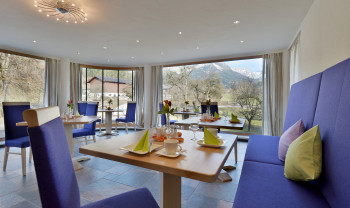 Frühstücksraum mit Blick zum Wilden Kaiser