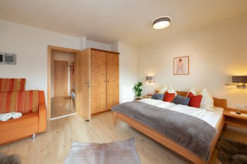 Schlafzimmer südseitig