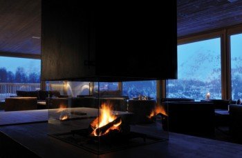 Lounge & Bar