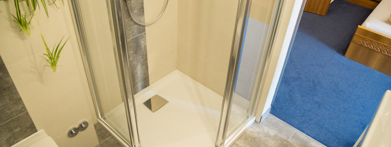 Familienzimmer - Dusche