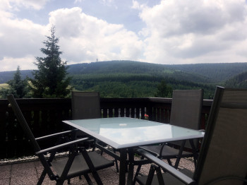 Terasse eines 2-Raum-Apartments der Pension Teuber