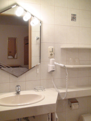 Nasseinheit Doppelzimmer Nr. 3