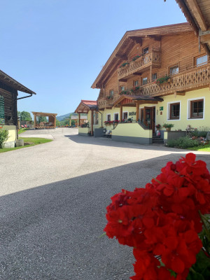 Bauernhaus Außenansicht Sommer