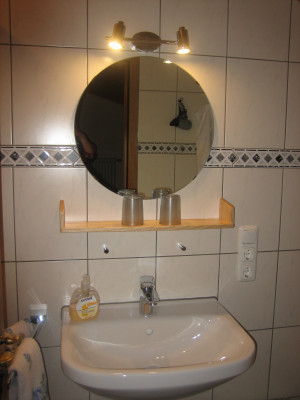 Dusche Zimmer Nr. 1