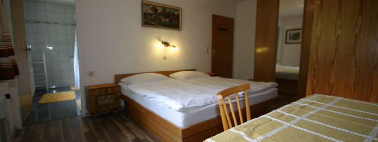 4-Bettzimmer