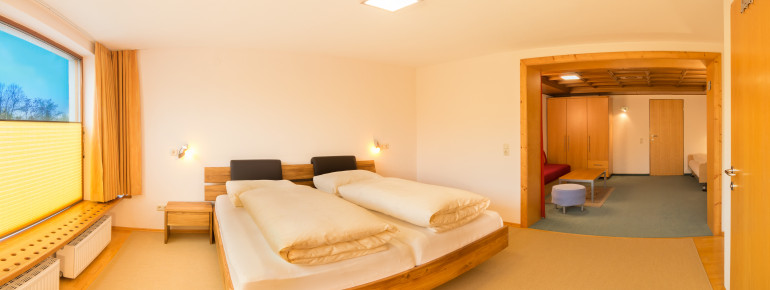 Dreibettzimmer / Familienzimmer