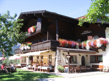 Aussenansicht Sommer