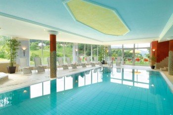 Hallenbad