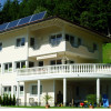 Hausansicht Appartement Ramona im Sommer