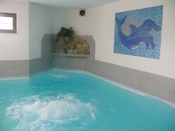 Hallenbad