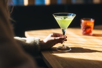 Cocktail an der Hotelbar