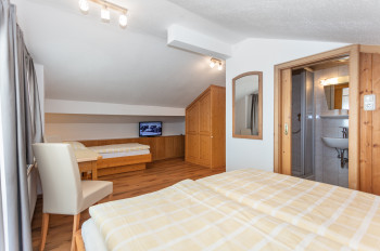 Apartment 3