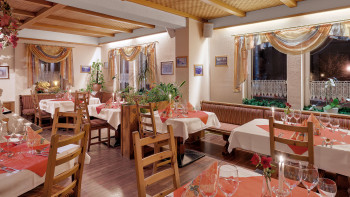 Schlossberghotel Oberhof, Weinstube