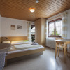 Zimmer 1