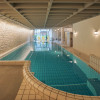 Hallenbad 5x12m mit Whirlecke und Sauna