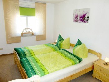 Schlafzimmer 2