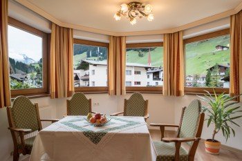 Wohnzimmer Familienappartement