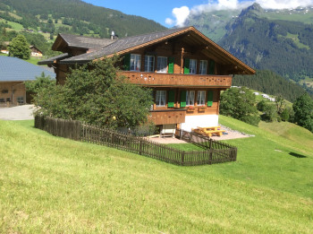 Unter Eiger im Sommer