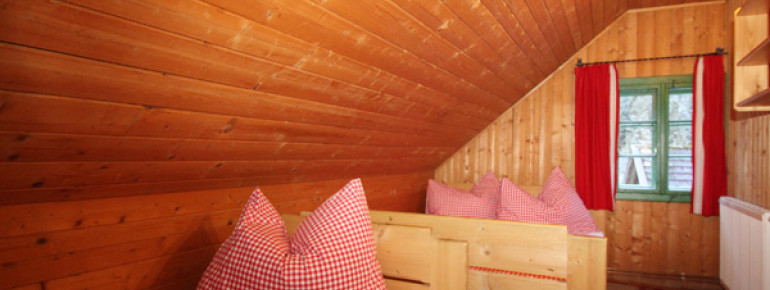 Die kleinen Zimmer der Hütte sind zwar eng aber sehr kuschelig.