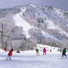 Both skiers and snowboarders will have a great time at Appi Kogen.