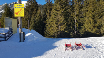 The toboggan run starts at the Jägerhaus.