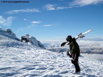Great panorama at Eagle Rock Trail at Cardrona Alpine Resort.