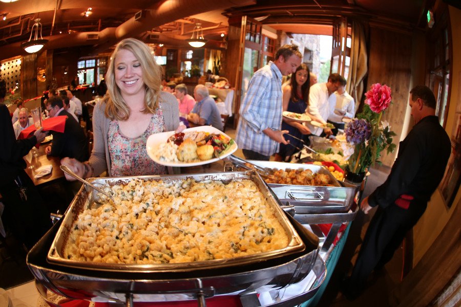 Spend a nice evening out with friends or make us of Copper's Dine-In-Delivery, which delivers the best fare possible right to your door.