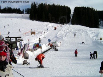 The baby lift with magic carpet in Russbach.