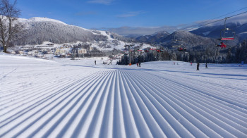 The slopes at the 4-SL Buly Express can be illuminated.